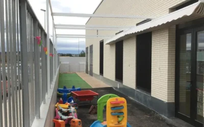 Toldo plano para terrazas en Valencia: transforma tu jardín en un oasis